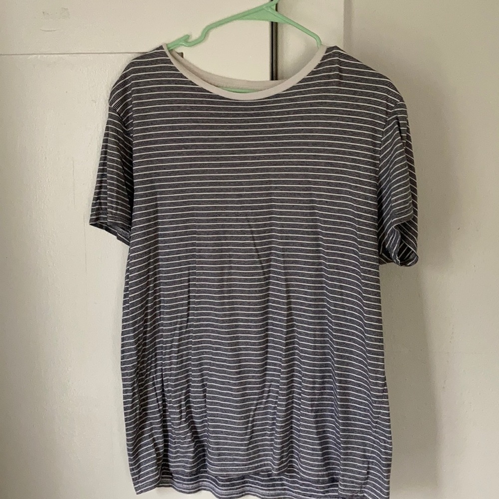 Men’s striped t shirt